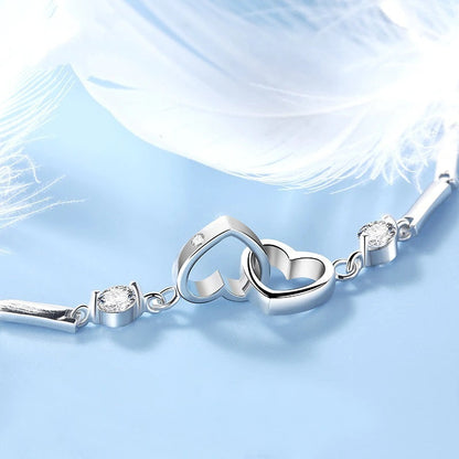 Sparkling Heart Connection Bracelet